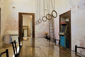 Suite monolocale Executive, vista piscina | Servizio della camera