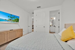 6 bedrooms, iron/ironing board, travel cot, WiFi