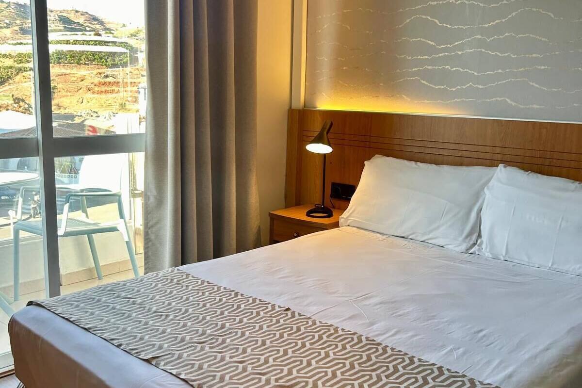 Double Room Single Use, Balcony | In-room safe, desk, free WiFi, bed sheets
