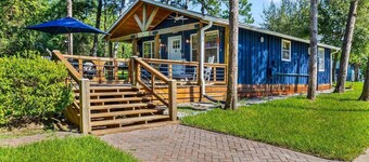 Lake Livingston Retreat + Sleeps 8 + Gameroom