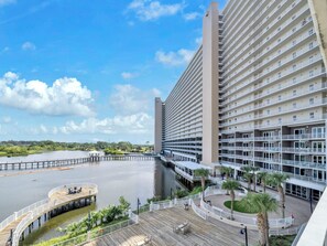 Property grounds - ☀️Lake Views | Close to Beach | Fab Amenities | Laketown Wharf 331☀️ (Panama City Beach)
