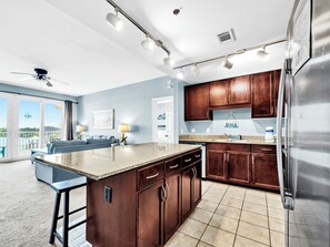 Interior - ☀️Lake Views | Close to Beach | Fab Amenities | Laketown Wharf 331☀️ (Panama City Beach)