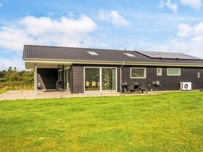 House | Exterior - 4 Star Holiday Home in Hemmet (Hemmet)