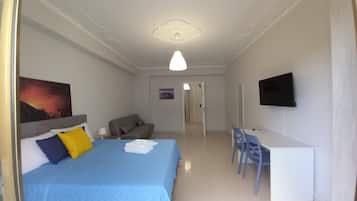 2 bedrooms, WiFi, bed sheets