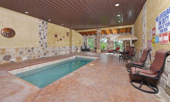 Piscine couverte