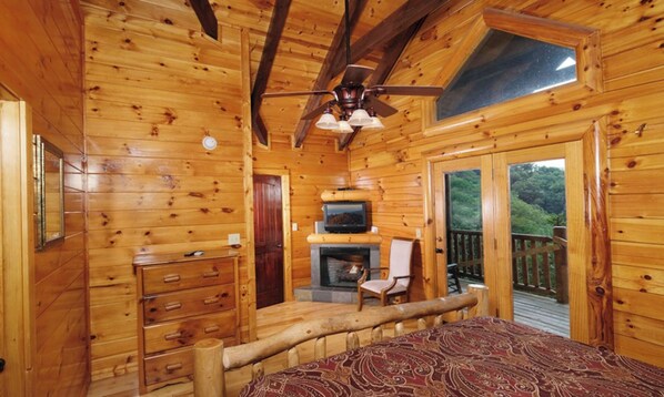 3 bedrooms, bed sheets