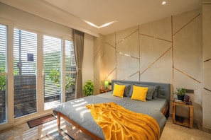 Premium Double Room, Balcony, City View | Laptop workspace, soundproofing, iron/ironing board, free WiFi