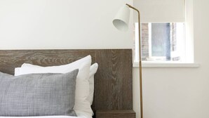2 Schlafzimmer, Schreibtisch, Bügeleisen/Bügelbrett, Internetzugang
