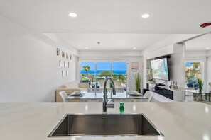 Interior - Oceanfront Condo on Eagle Beach! (Noord)