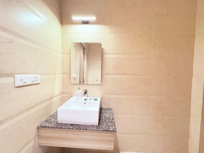 Bathroom - Olive turtle Puri (Brahmagiri)