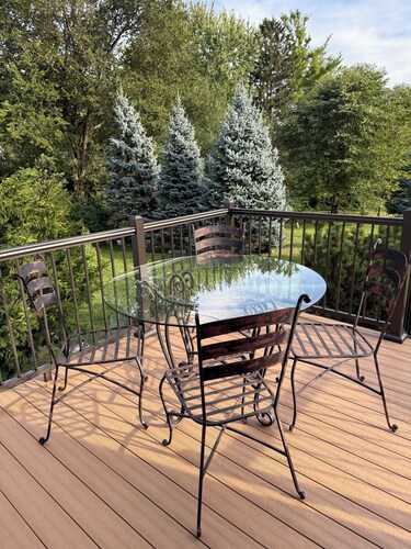 Charming 3-bedroom house next to Six Flags and Military Base in Gurnee