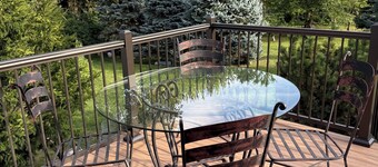 Charming 3-bedroom house next to Six Flags and Military Base in Gurnee