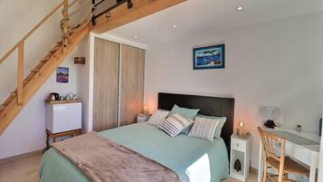 1 chambre, bureau, lit parapluie, Wi-Fi gratuit