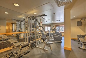 Fitness facility - Keystone Studio Vacation Retreat,Hot tubs,pool,etc (Keystone)