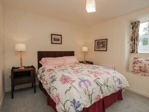 1 bedroom, individually decorated, individually furnished, free WiFi - The Gameskeepers Cottage (Grange-over-Sands)