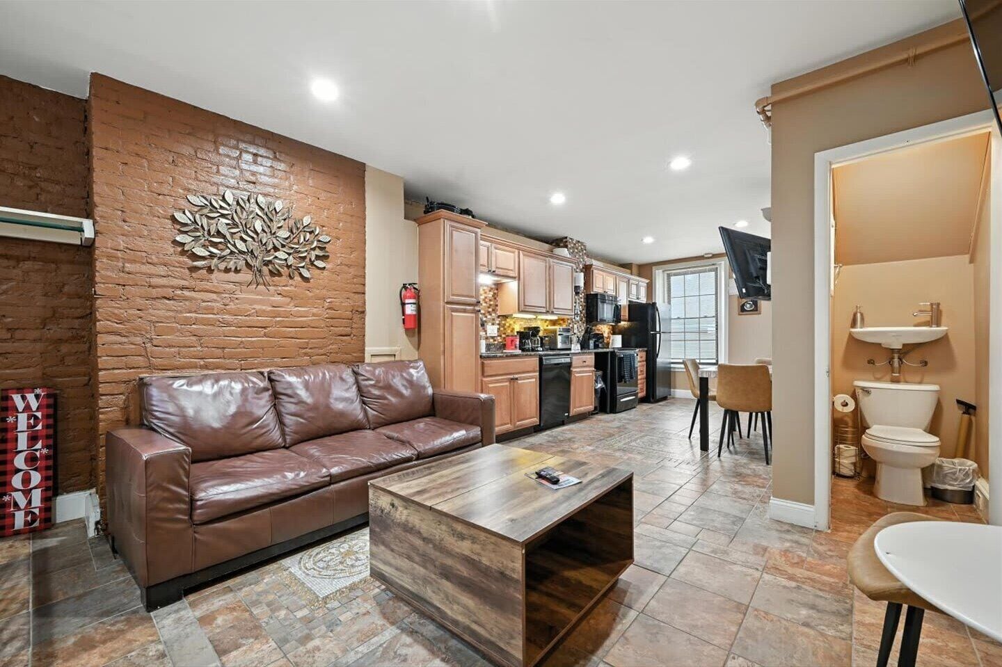 TV, fireplace, books, offices