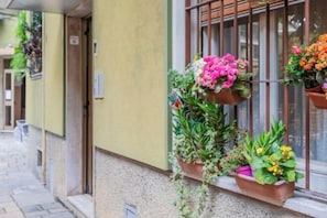 Exterior - Martini 14 (Milan)
