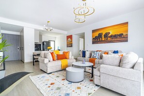 TV - Cosy 2BR Kilimani. Heated Pool. Gym, Sauna. Near Yaya (Nairobi)