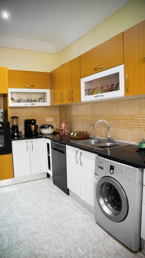 Private kitchen - Villa The Break (Marsa)