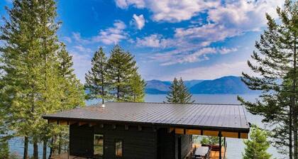 Cliff and Canopy - Lakefront Masterpiece w/Private Dock