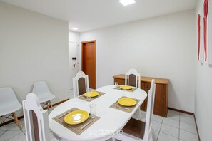 Apartamento básico | Opções para refeição