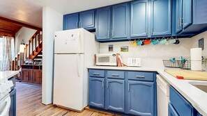 Fridge, microwave, oven, dishwasher