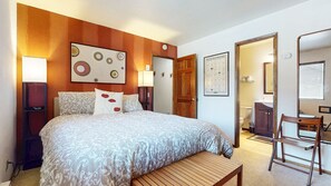 3 Schlafzimmer, Bügeleisen/Bügelbrett, WLAN, Bettwäsche