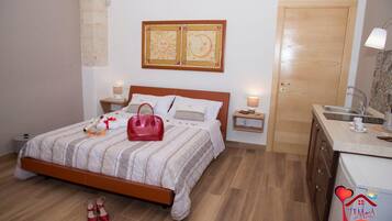 1 camera, Wi-Fi, lenzuola