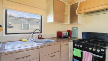 Dụng cụ nấu nướng/bát dĩa/dao nĩa