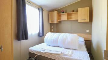 3 bedrooms, individually decorated, individually furnished, free WiFi