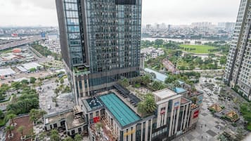 Luxury Apartment, 3 Bedrooms, Balcony, City View | Minibar, desk, blackout drapes, iron/ironing board