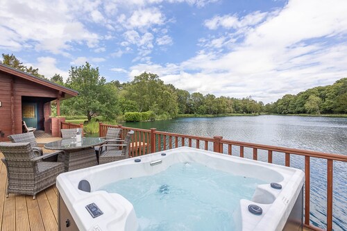 JEM Lodge - Lakeside Farm Ltd