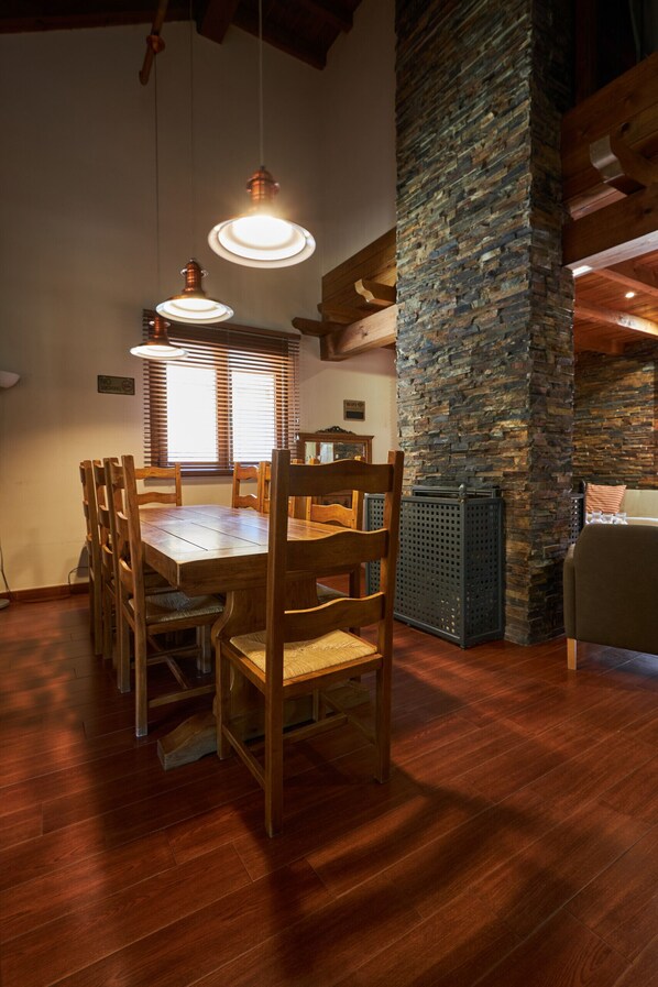 Maison, fumeur | 10 chambres