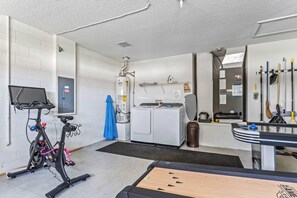 House, Multiple Beds, Pool Access, Pool View (Magical Family Getaway) | Laundry