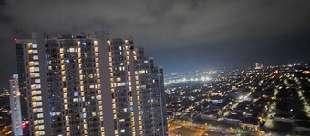 Cozy Stay Orchard Pakuwon Mall by Cherry Haven