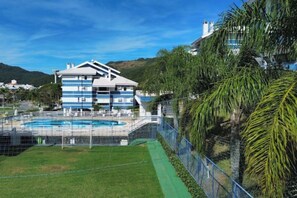 Pool - Apartment with balcony and barbecue - Praia Brava, Floripa (Florianópolis)