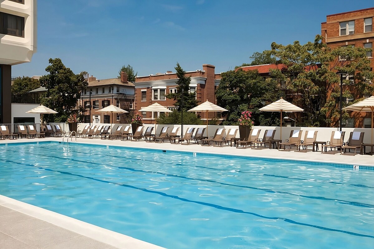 Cityscape Serenity! Outdoor Pool, Pet-friendly!