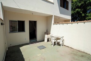 House | 1 bedroom
