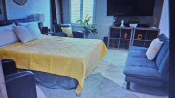 1 bedroom, iron/ironing board, WiFi, bed sheets