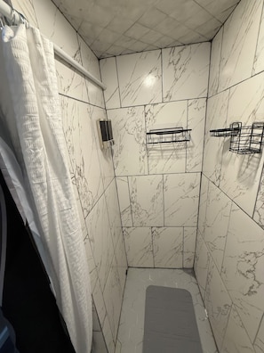 Towels, soap, shampoo, toilet paper