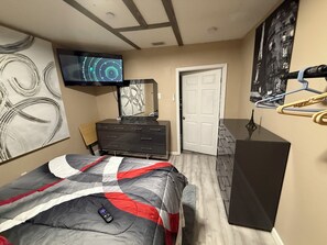 2 dormitorios, tabla de planchar con plancha, wifi gratis y ropa de cama