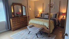 6 habitaciones, escritorio, tabla de planchar con plancha y wifi gratis 