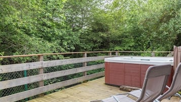Bañera de hidromasaje exterior