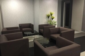 Uklassifisert bilde, 4 av 8, knapp