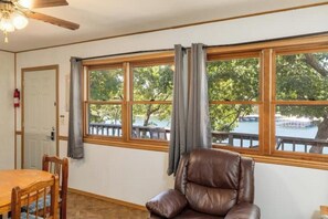 Interior - Artilla Cove Resort # 2 (Branson)