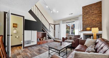 Peaceful Mountain Retreat in Cedar Village