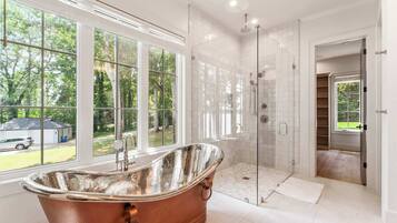 House, Multiple Beds, Pool Access (The Retreat at Sunrise Cove) | Bathroom | Towels