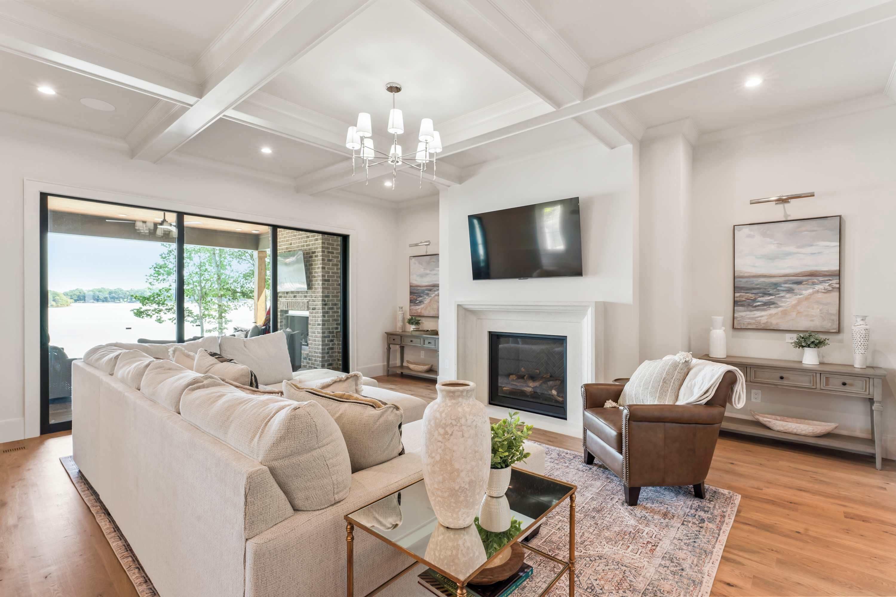 ハウス ベッド (複数台) プールアクセス (The Retreat at Sunrise Cove) | リビング エリア