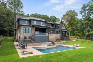 Exterior - The Retreat at Sunrise Cove (Sherrills Ford)