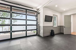 House, Multiple Beds, Pool Access (The Retreat at Sunrise Cove) | Interior